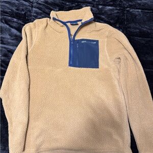 Vineyard Vines Camel Fleece with Navy Trim